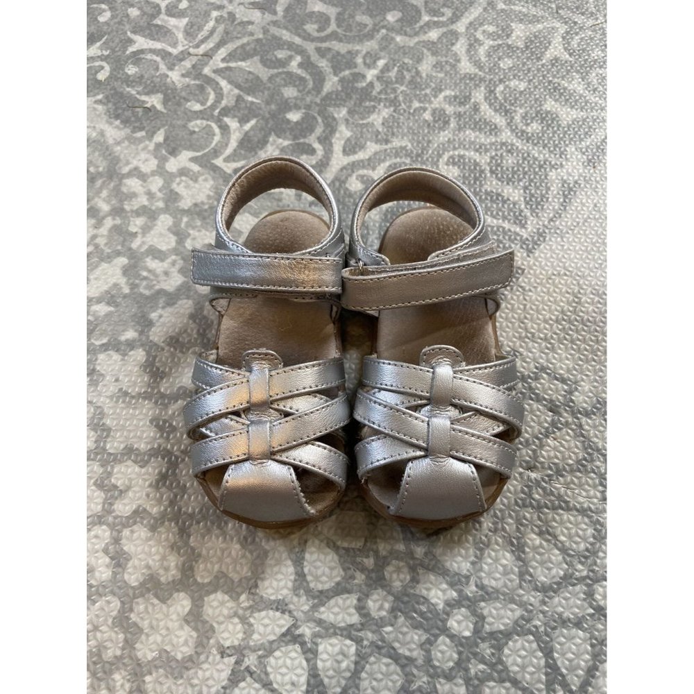 See Kai Run Silver Sandals Girls 8
